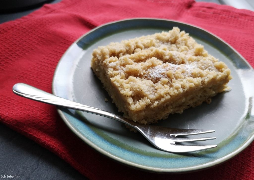 Vanille Tonka Streuselkuchen