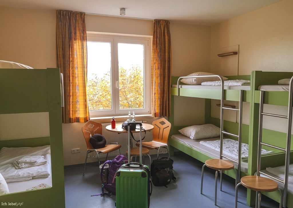 Mein Zimmer in der Jugendherberge Warnemünde.